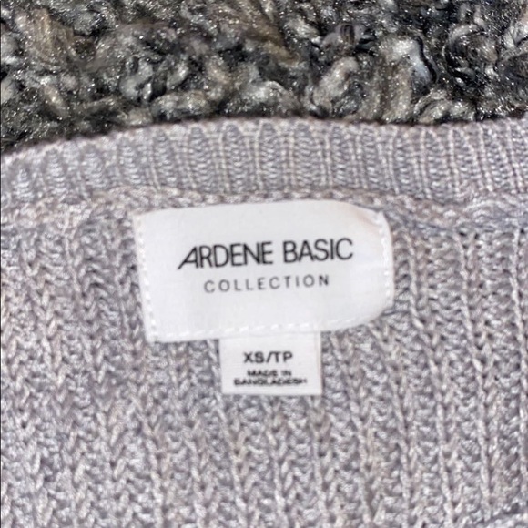 Ardene - XS sweater - Picture 3 of 3